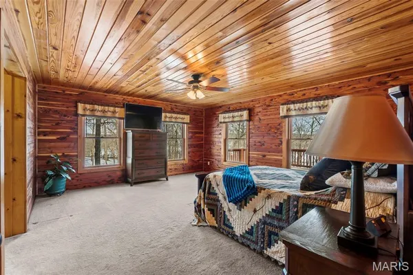 $885,000 | 4940 County Road 532, Jackson, MO 63755