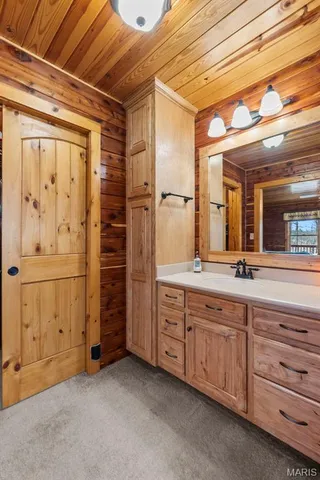 $997,000 | 4940 County Road 532, Jackson, MO 63755