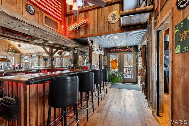 $997,000 | 4940 County Road 532, Jackson, MO 63755