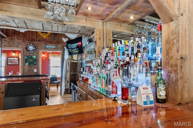 $997,000 | 4940 County Road 532, Jackson, MO 63755