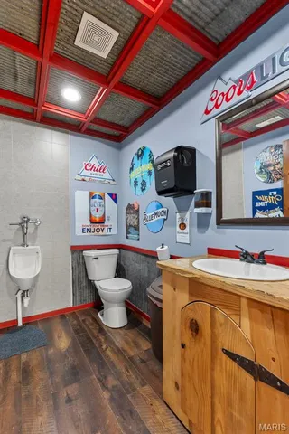 $997,000 | 4940 County Road 532, Jackson, MO 63755