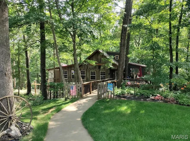$997,000 | 4940 County Road 532, Jackson, MO 63755