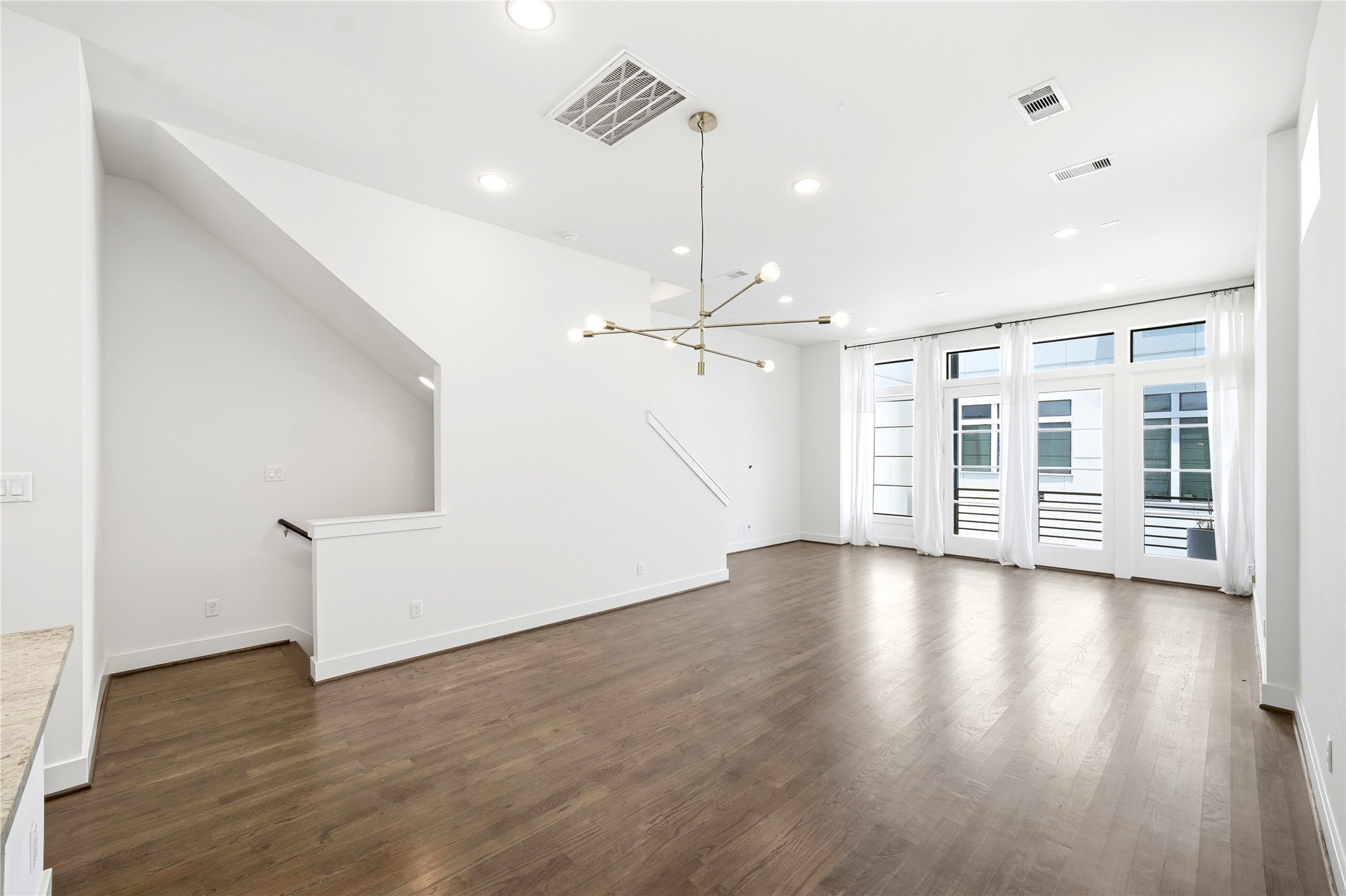 2108 Colorado Street Houston, TX 77007 - Photo 12 of 50