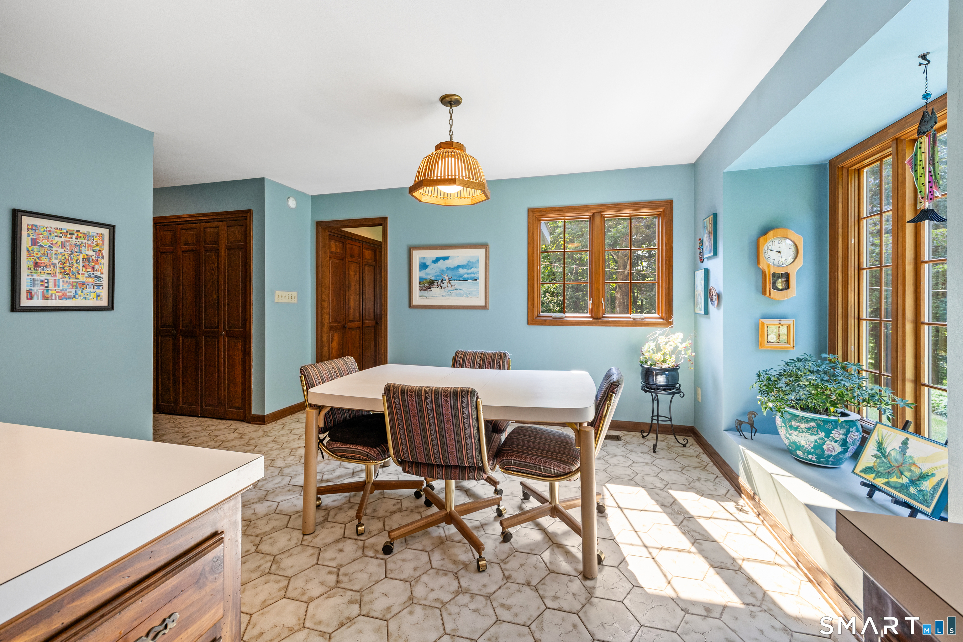 791 Wallingford Road Cheshire, CT 06410 - Photo 8 of 40