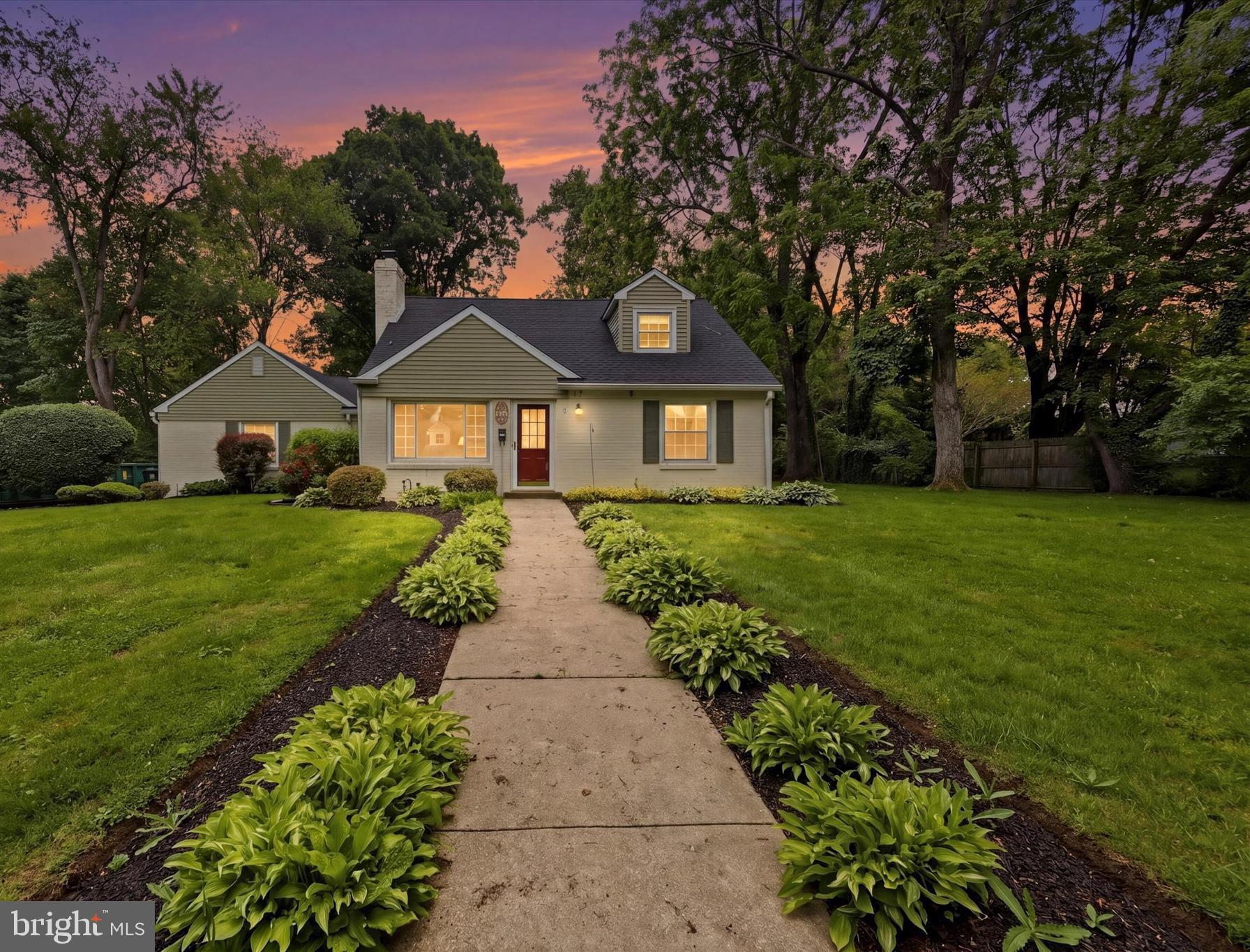 308 Henry Lane Wallingford, PA 19086 - Photo 1 of 36