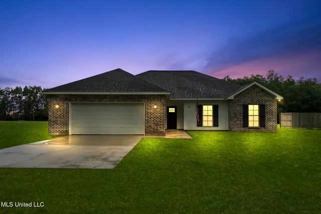 $299,000 | 12 Lawson Taylor Road, Carriere, MS 39426