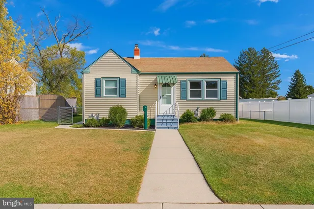 $223,000 | 610 Lee Avenue, Beverly, NJ 08010