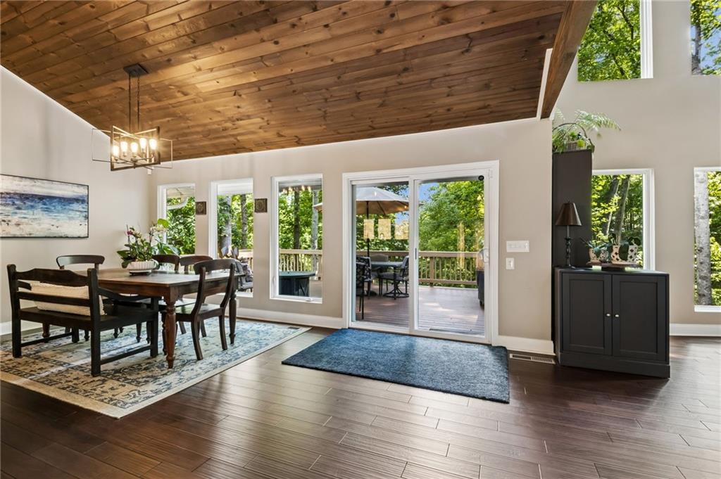 3452 Point View Circle Gainesville, GA 30506 - Photo 13 of 58 Gallery Image 13