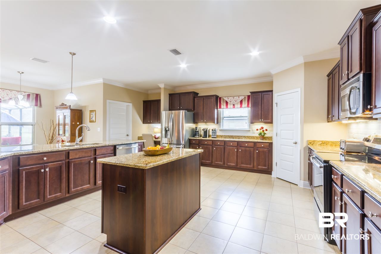 4094 Craigend Loop Gulf Shores, AL 36542 - Photo 12 of 33