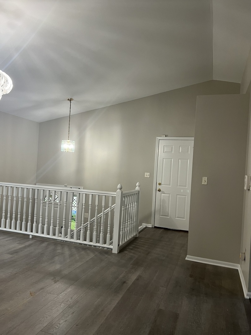2800 Jethro Court Zion, IL 60099 - Photo 2 of 12