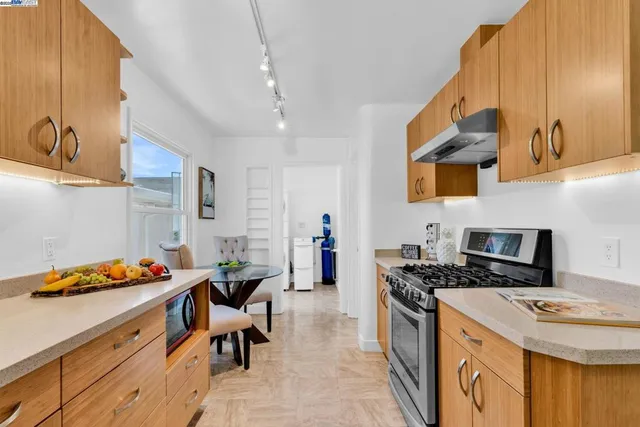 $725,000 | 205-205 Julius Street, San Leandro, CA 94577