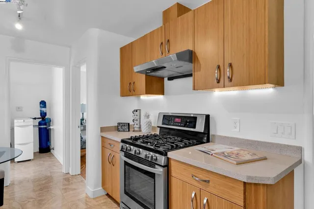 $725,000 | 205-205 Julius Street, San Leandro, CA 94577