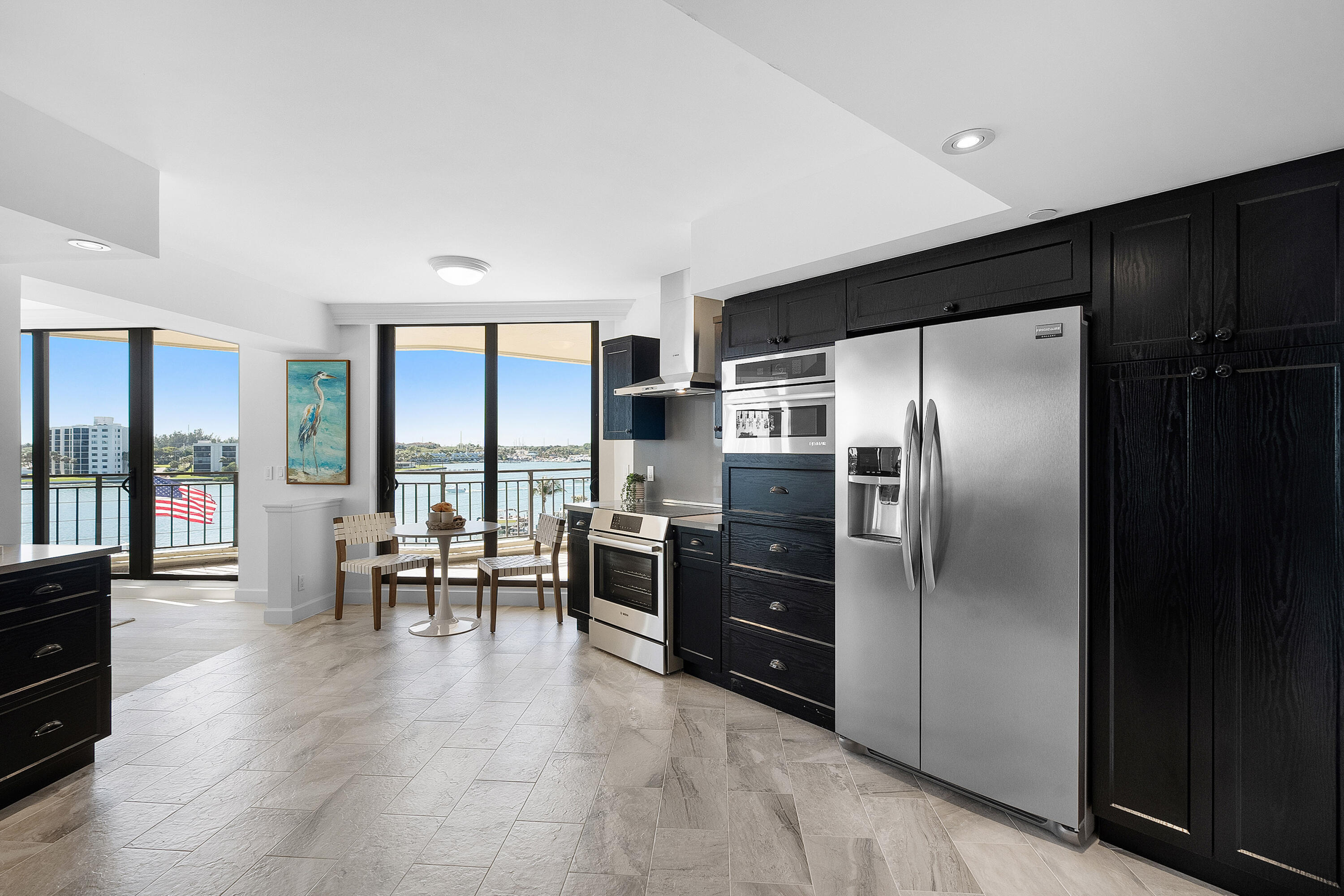 19850 South Beach Road, Unit 5C Jupiter, FL 33469 - Photo 11 of 38 New Kitchen