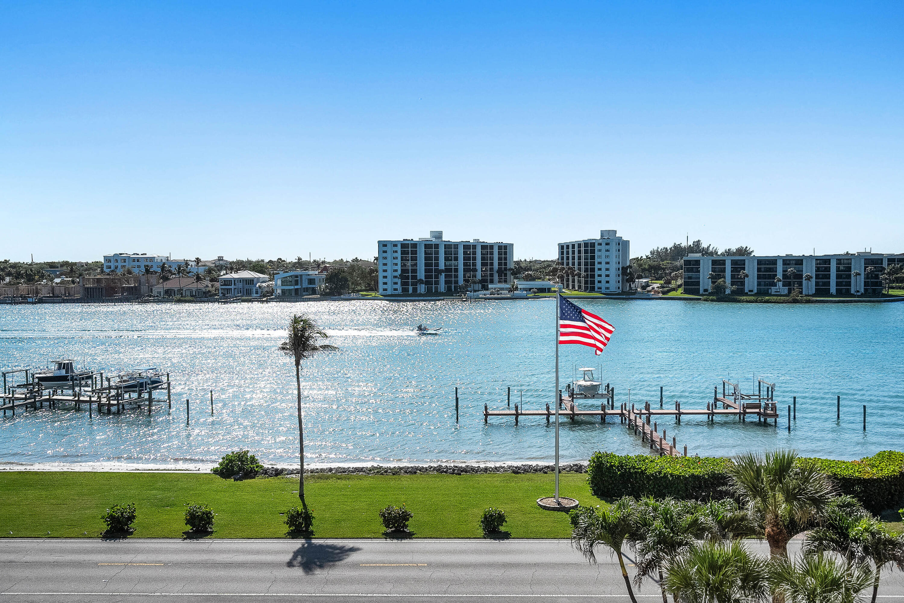 19850 South Beach Road, Unit 5C Jupiter, FL 33469 - Photo 30 of 38 Views