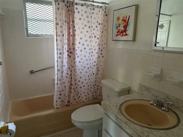 a view of a back yard of the house