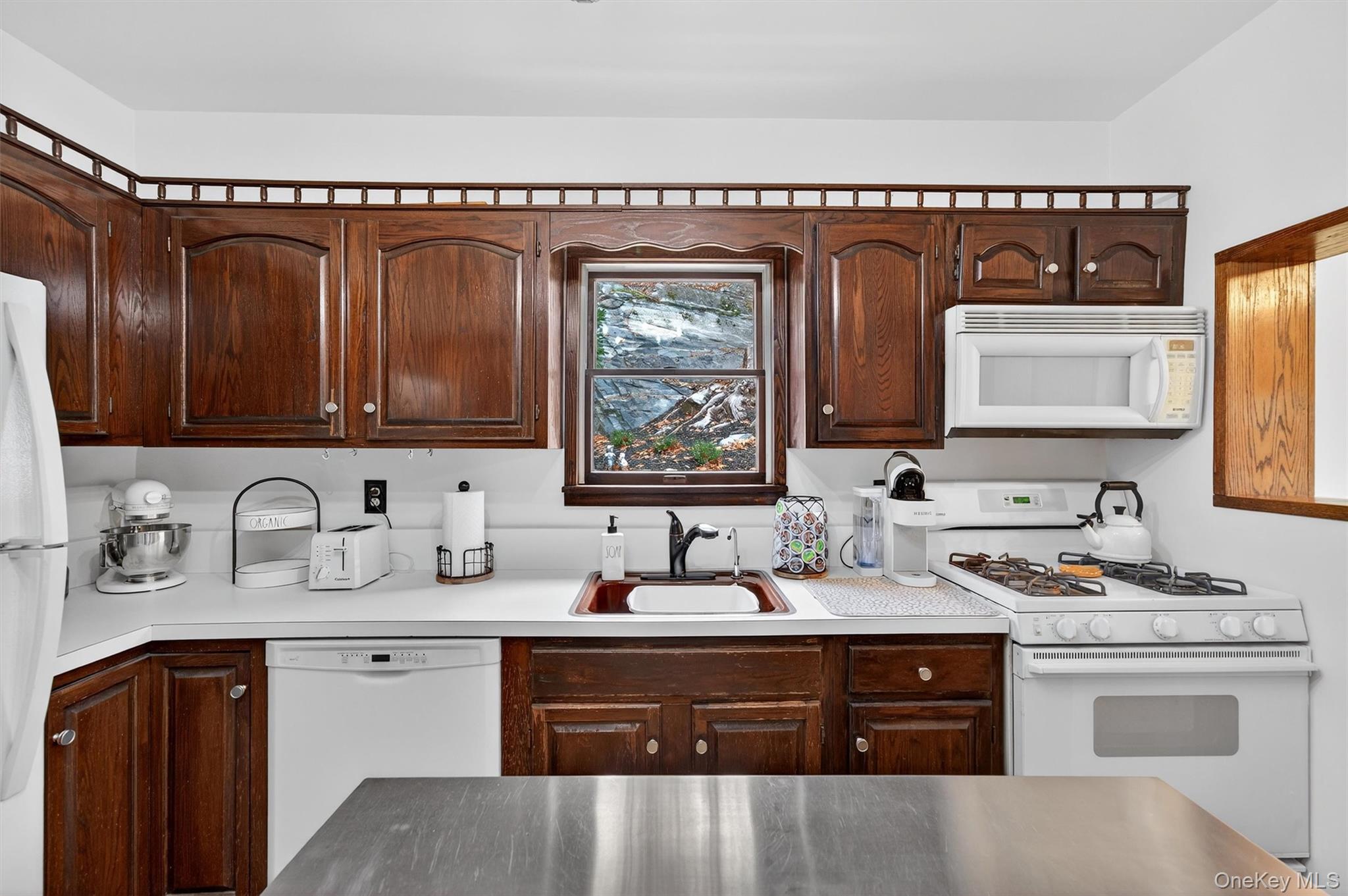 23 Stone Ridge Road Tuxedo Park, NY 10987 - Photo 16 of 50