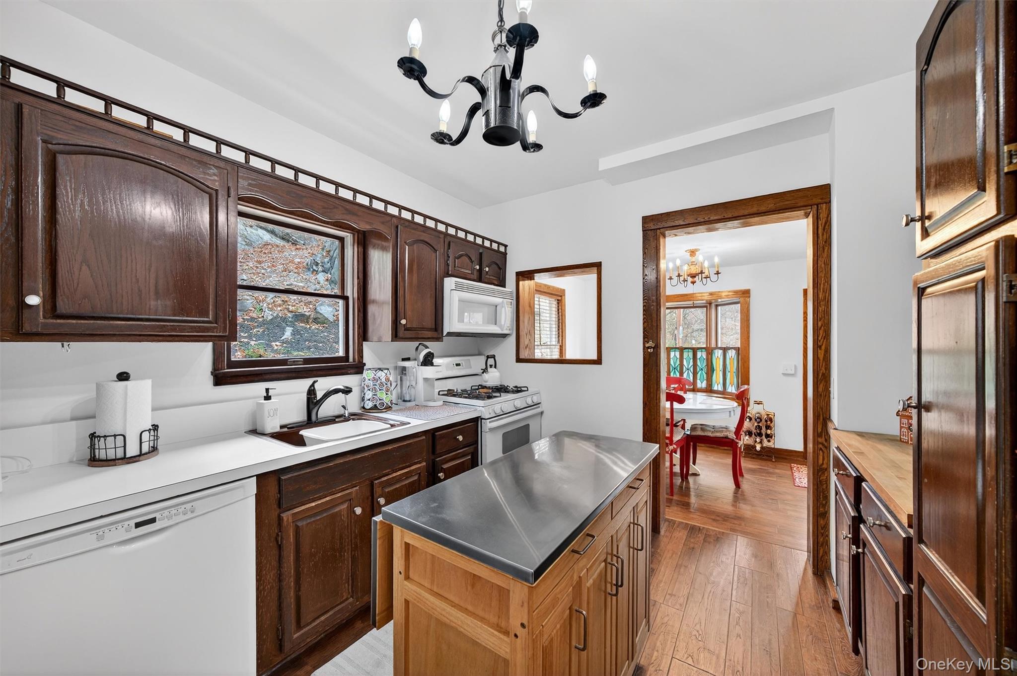 23 Stone Ridge Road Tuxedo Park, NY 10987 - Photo 17 of 50
