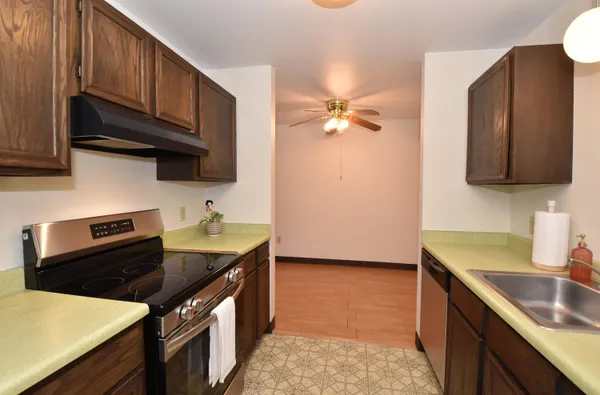 $87,500 | 5253 North Lovers Lane Road, Unit 219, Milwaukee, WI 53225