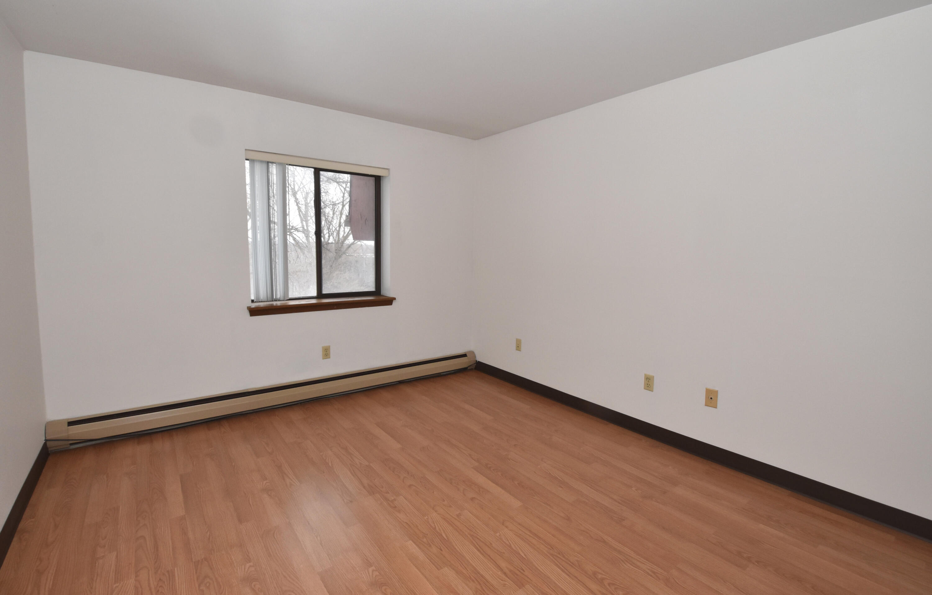 5253 North Lovers Lane Road, Unit 219 Milwaukee, WI 53225 - Photo 20 of 39 Bedroom 2