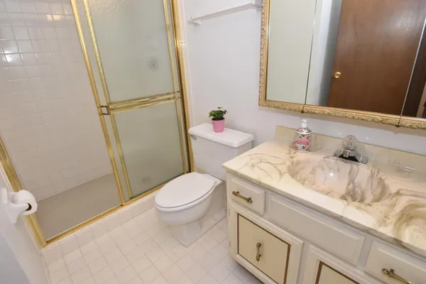 $87,500 | 5253 North Lovers Lane Road, Unit 219, Milwaukee, WI 53225