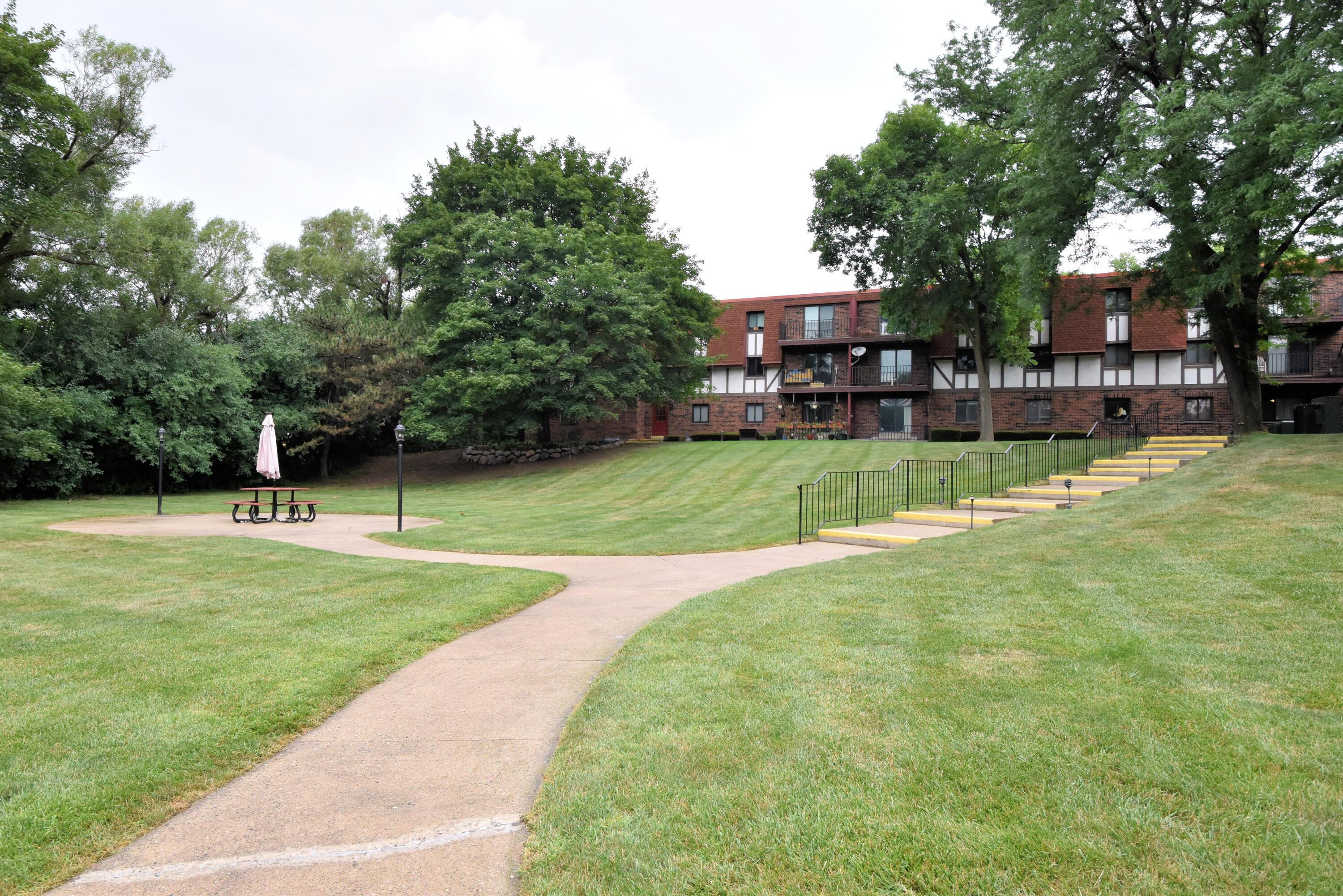 5253 North Lovers Lane Road, Unit 219 Milwaukee, WI 53225 - Photo 27 of 39 Green Space