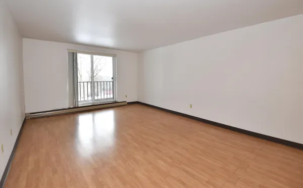 $87,500 | 5253 North Lovers Lane Road, Unit 219, Milwaukee, WI 53225