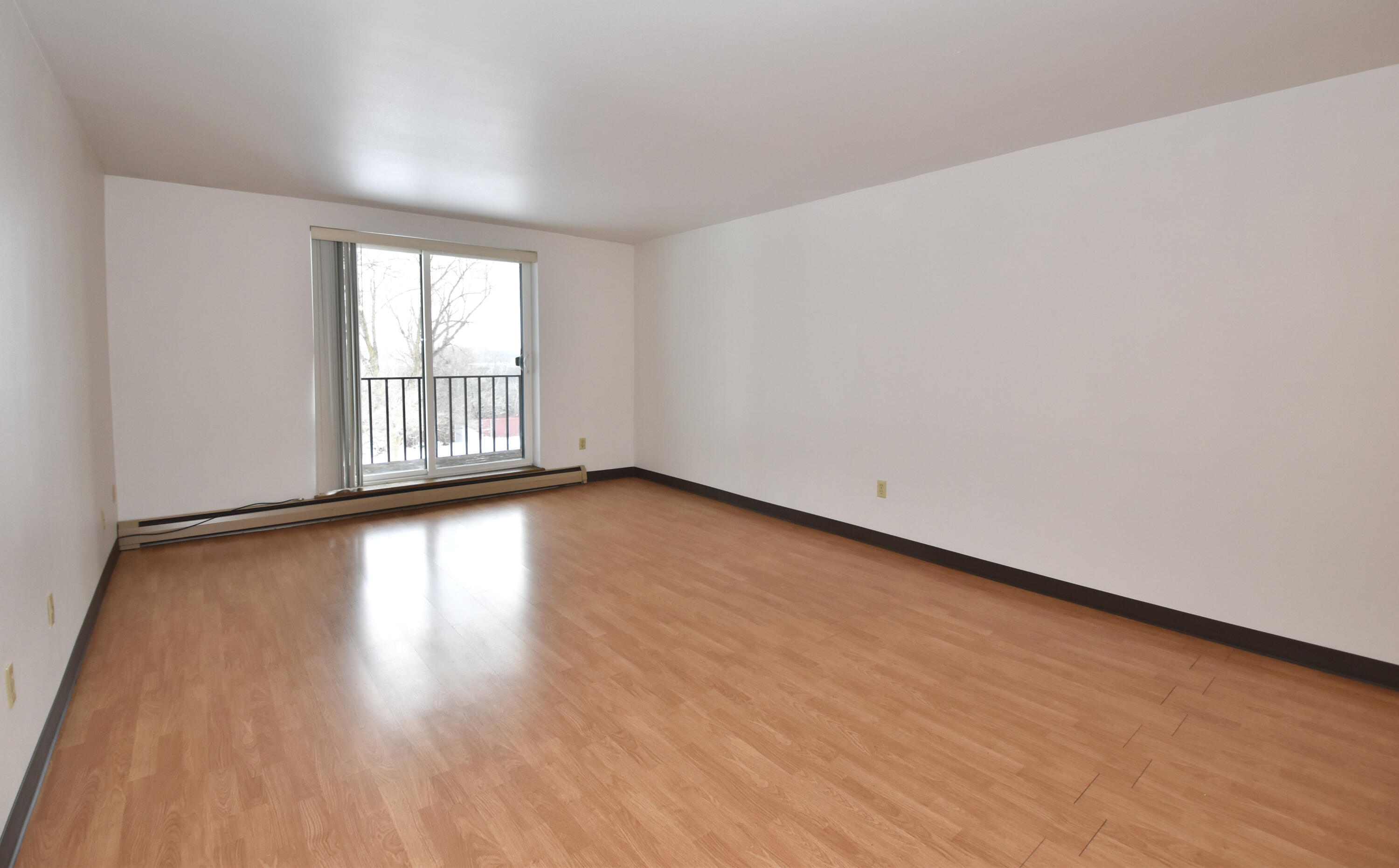 5253 North Lovers Lane Road, Unit 219 Milwaukee, WI 53225 - Photo 3 of 39 Living Room
