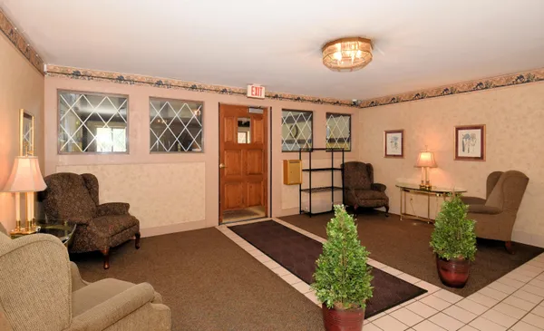 $87,500 | 5253 North Lovers Lane Road, Unit 219, Milwaukee, WI 53225