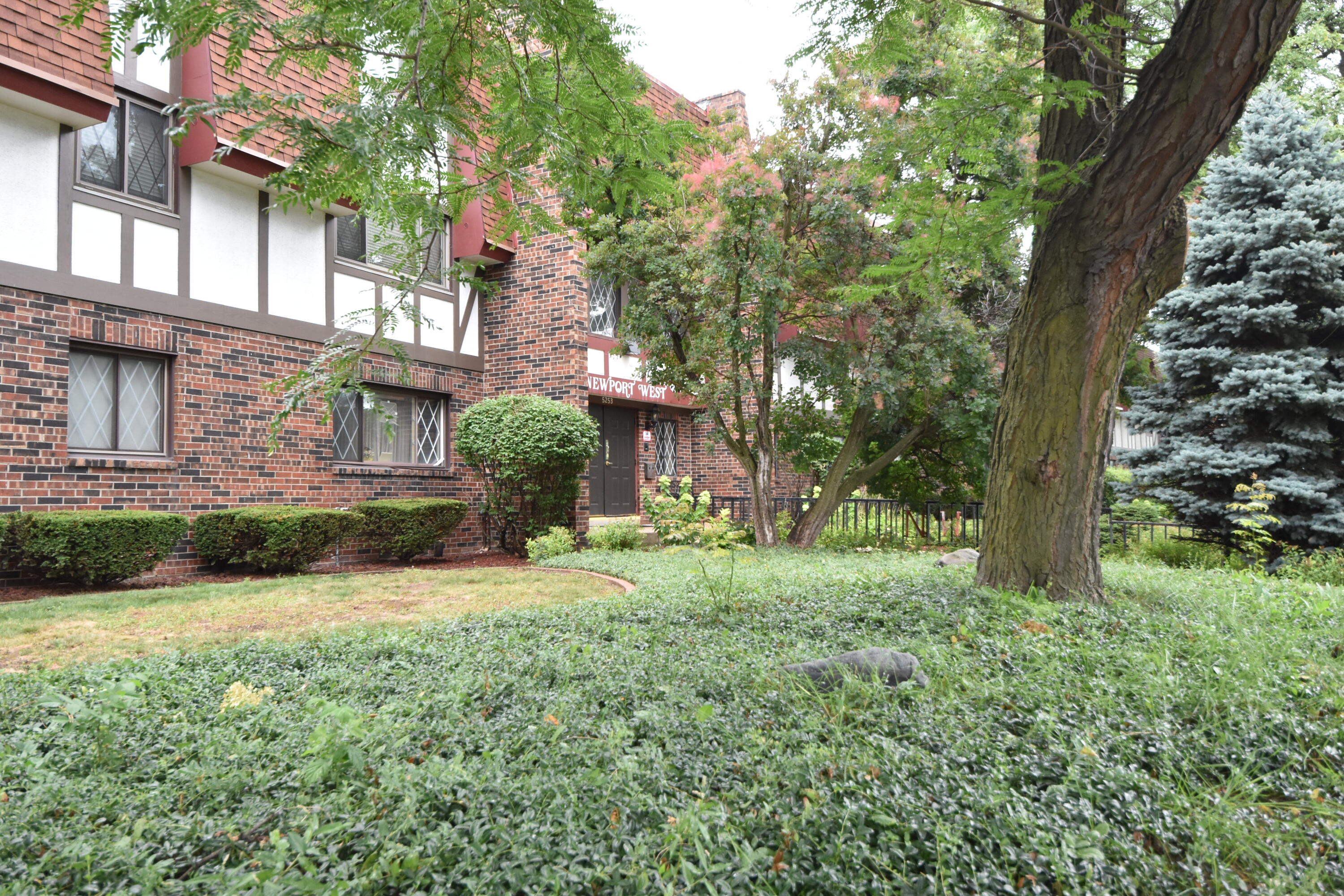 5253 North Lovers Lane Road, Unit 219 Milwaukee, WI 53225 - Photo 38 of 39 Summer view