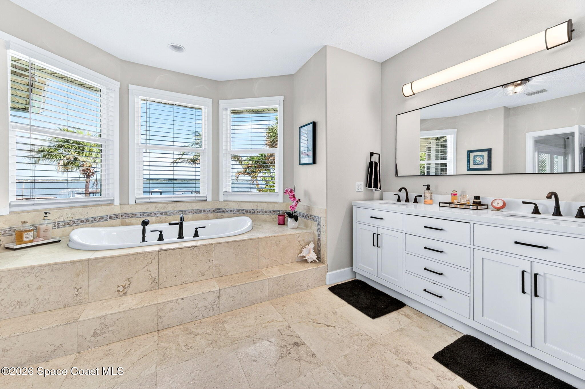 5930 Riverside Drive Melbourne Beach, FL 32951 - Photo 40 of 65 Primary Suite Bath