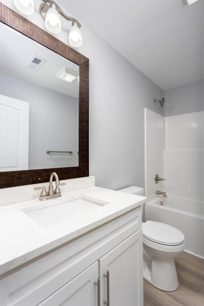 388 Edgewater Street Dayton, TN 37321 - Photo 43 of 61 Bath