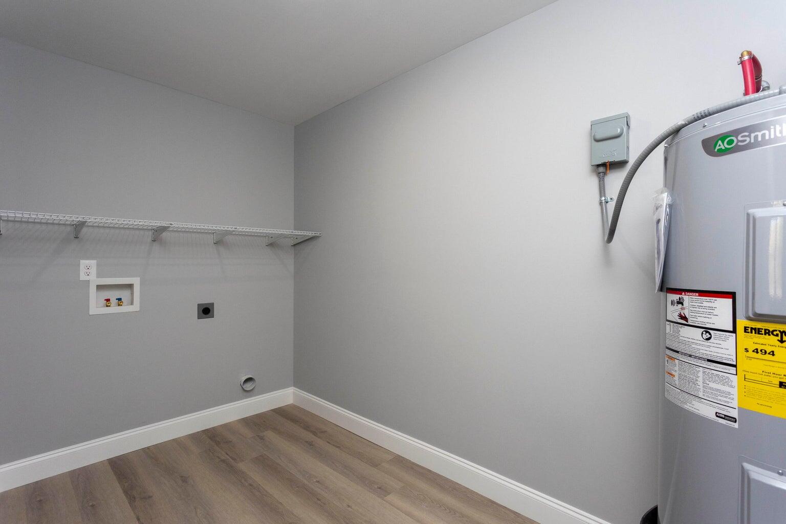 388 Edgewater Street Dayton, TN 37321 - Photo 45 of 61 Laundry