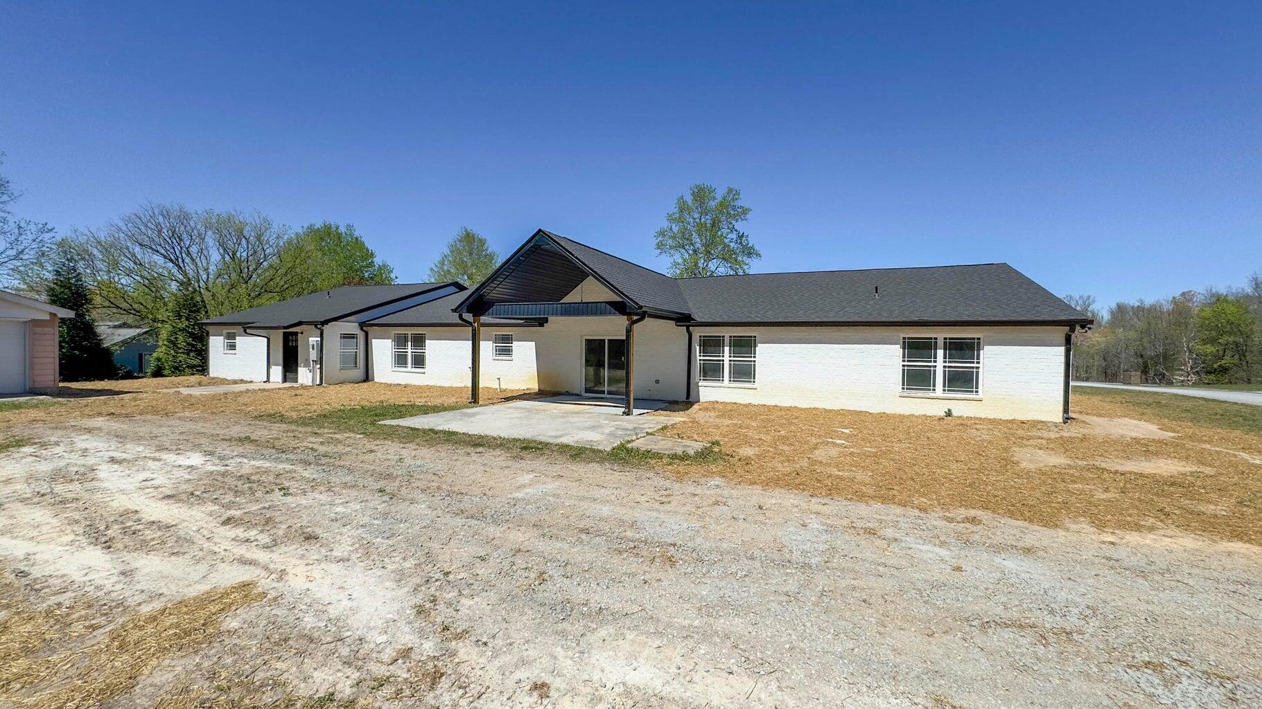 388 Edgewater Street Dayton, TN 37321 - Photo 49 of 61 Back of House