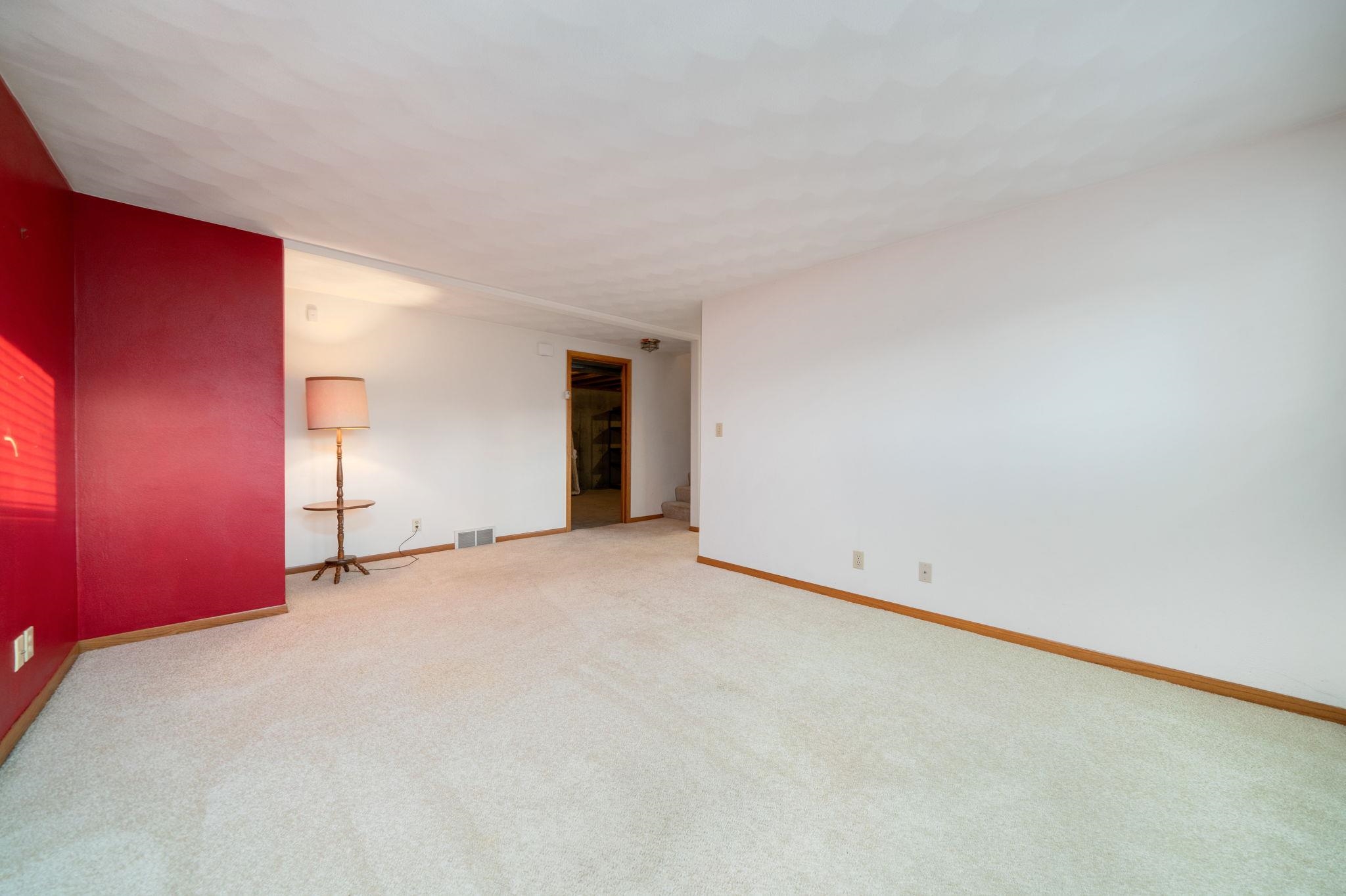 1196 South Trainer Road Rockford, IL 61108 - Photo 24 of 33 a view of an empty room with windows