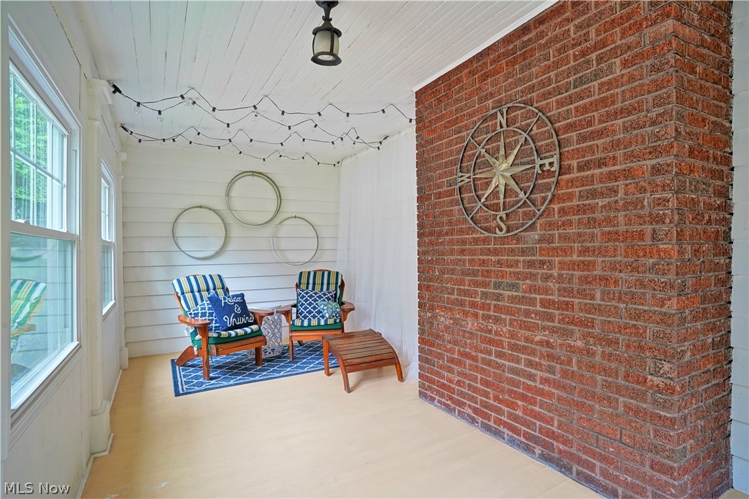 2896 Vincent Road Silver Lake, OH 44224 - Photo 6 of 28 Gallery Image 6