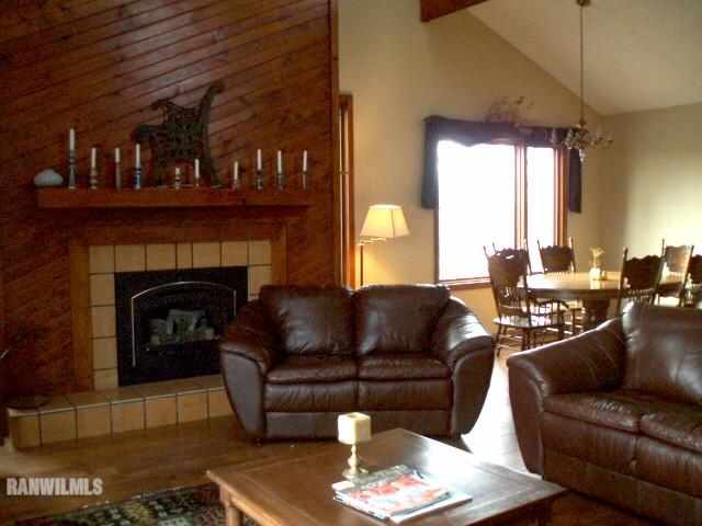 449 West Wachter Road Galena, IL 61036 - Photo 3 of 12 Gallery Image 3