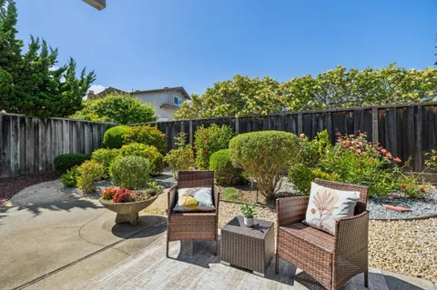 $1,835,000 | 809 Constitution Drive, Foster City, CA 94404