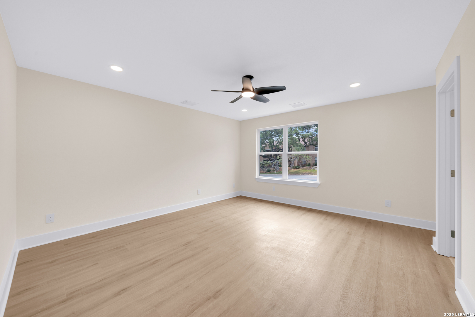 11710 Vance Jackson Road, Unit 402 San Antonio, TX 78230 - Photo 17 of 24