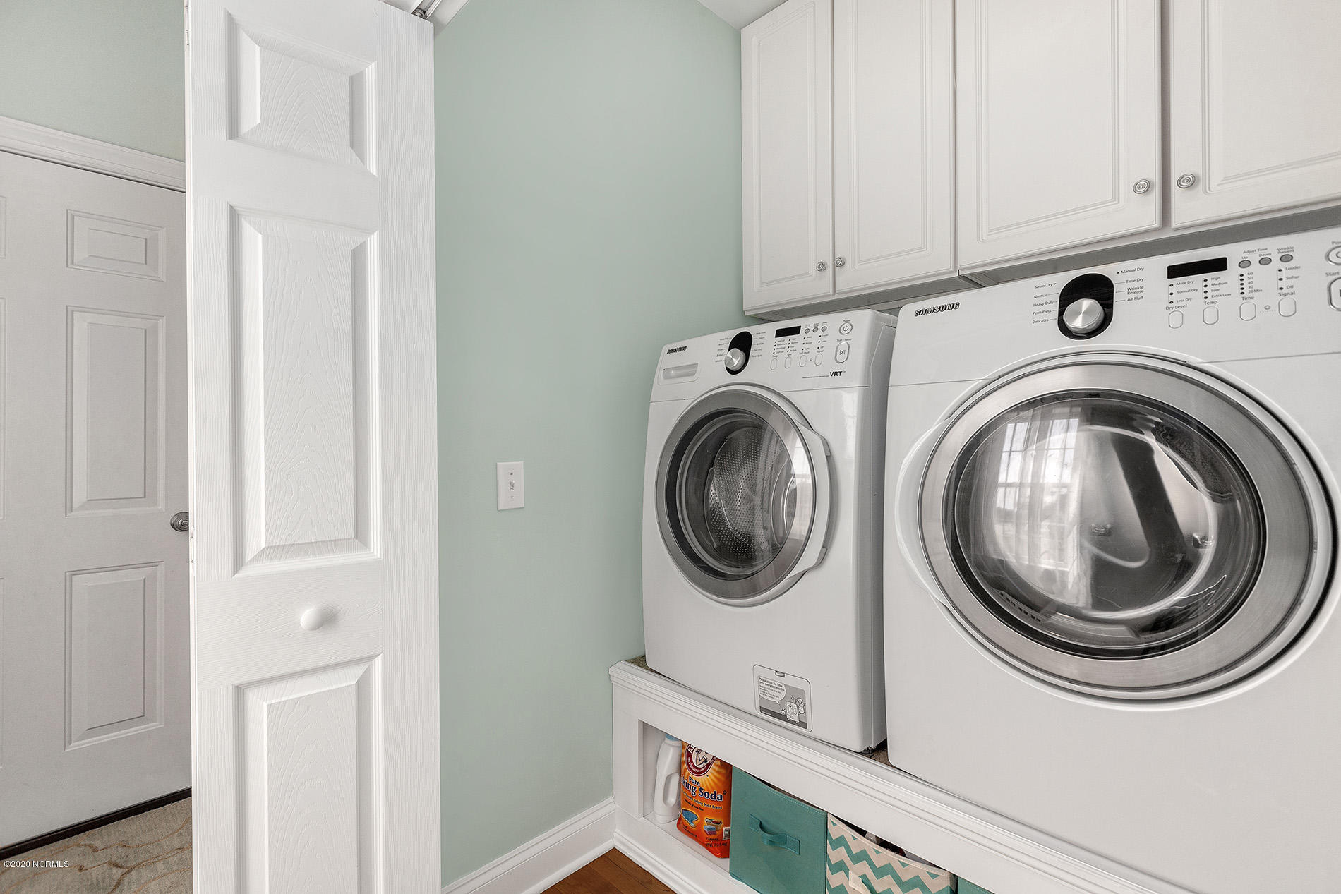 5303 Dunmore Road Wilmington, NC 28409 - Photo 25 of 35 Dunmore 5303 13lndry-Gary_3834-CR2