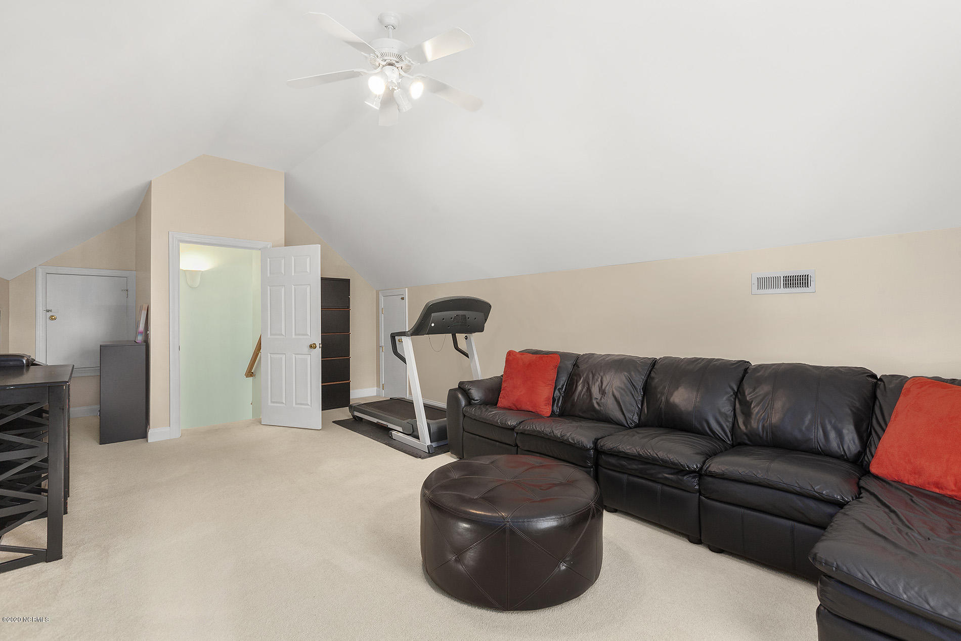 5303 Dunmore Road Wilmington, NC 28409 - Photo 27 of 35 Dunmore 5303 14rog-Gary_3857-CR2