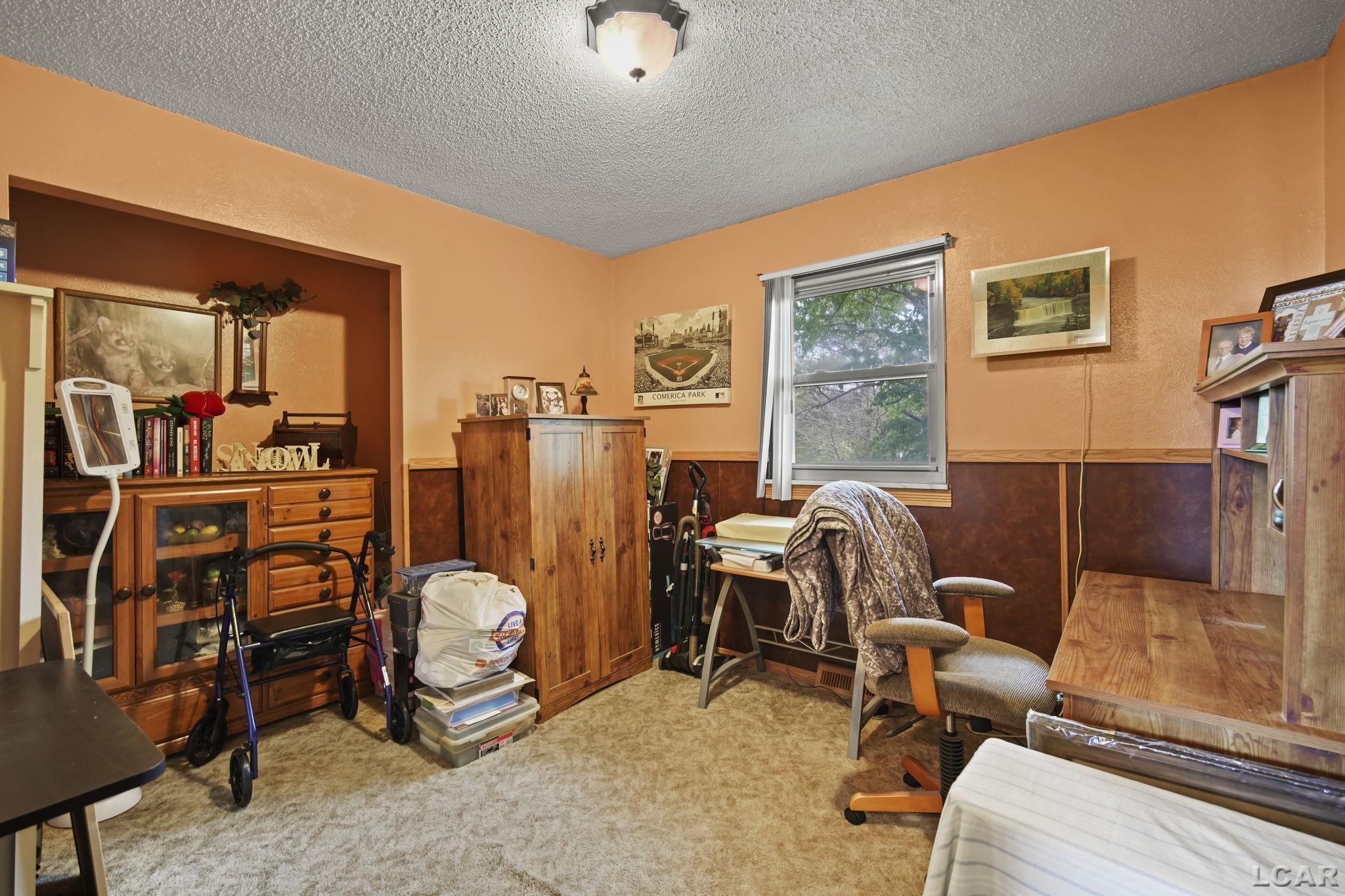 10769 Burton Road Adrian, MI 49221 - Photo 15 of 25 50143731-27f0cacb-1d29-4db7-840b-5c98491008b8.JPG