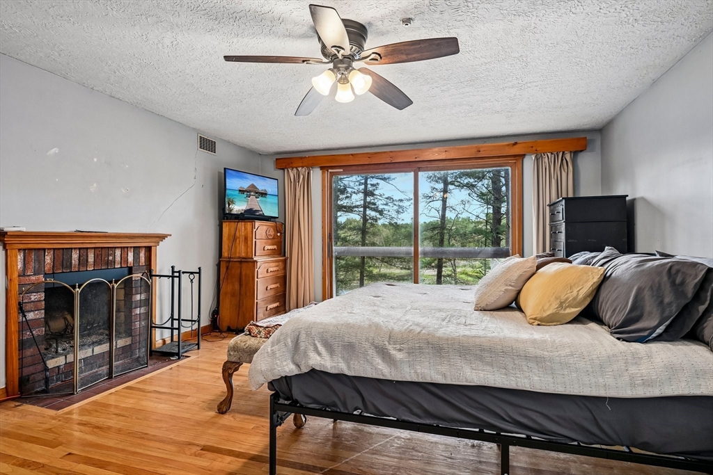 157 Robinson Road Oakham, MA 01068 - Photo 19 of 28