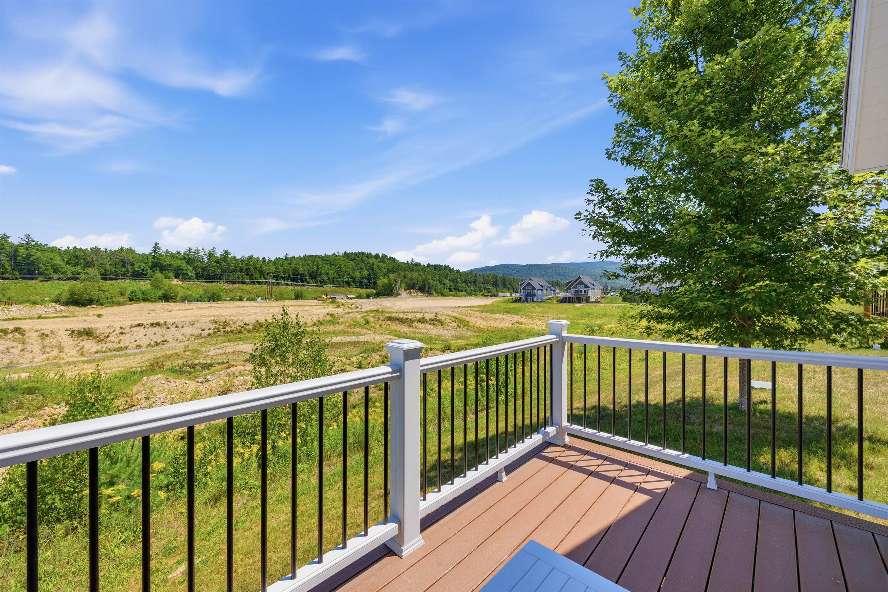 90 Lafayette Road, Unit I Thornton, NH 03285 - Photo 8 of 48 Gallery Image 8