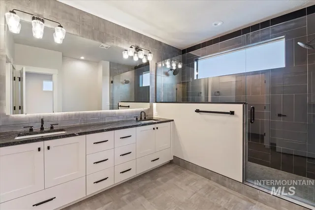 $569,900 | 8174 North Breezy Avenue, Boise, ID 83714