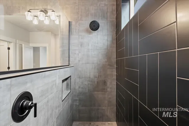 $569,900 | 8174 North Breezy Avenue, Boise, ID 83714