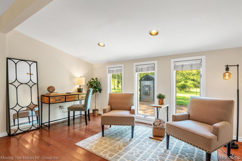 49555 Geddes Road Canton, MI 48188 - Photo 10 of 62 Gallery Image 10