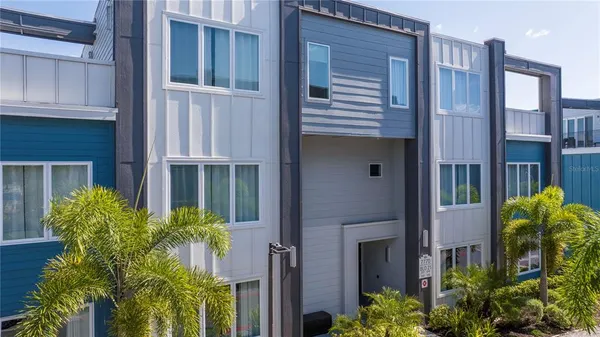 $599,999 | 7770 Sandy Ridge Drive, Unit 219, Reunion, FL 34747