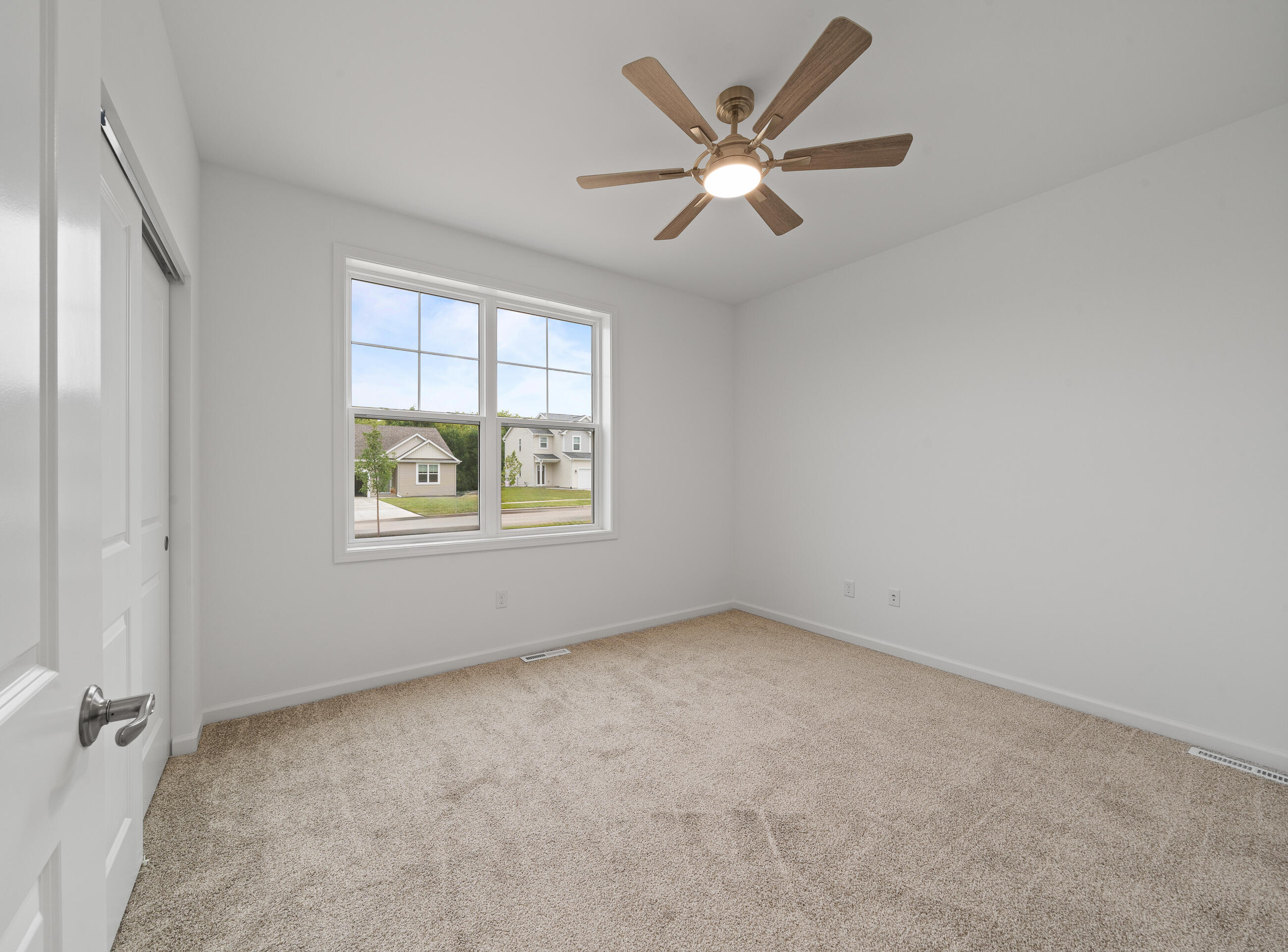 210 Linden Lane Delavan, WI 53115 - Photo 12 of 19 Bedroom 3