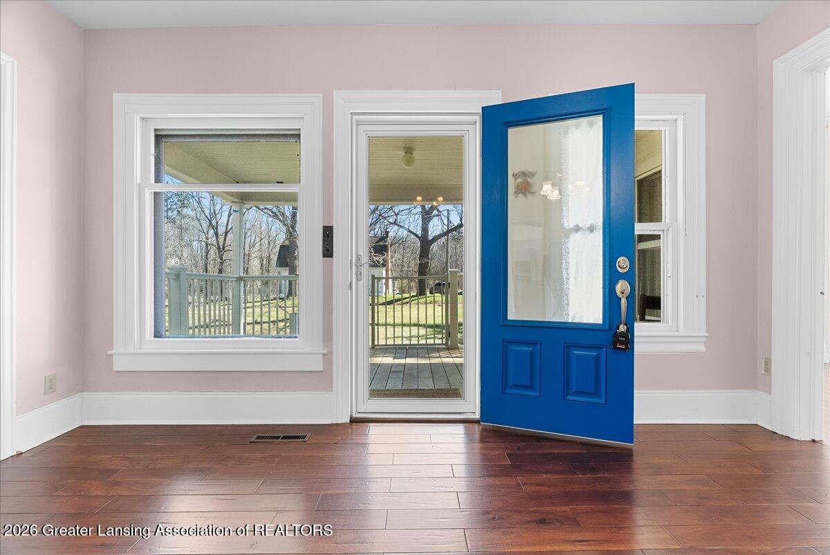 8410 Beardslee Road Owosso, MI 48867 - Photo 5 of 68 10-Media Jett - 10