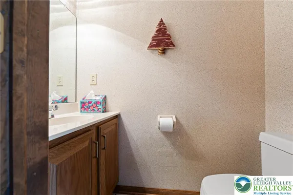 a bathroom with a sink and a toilet